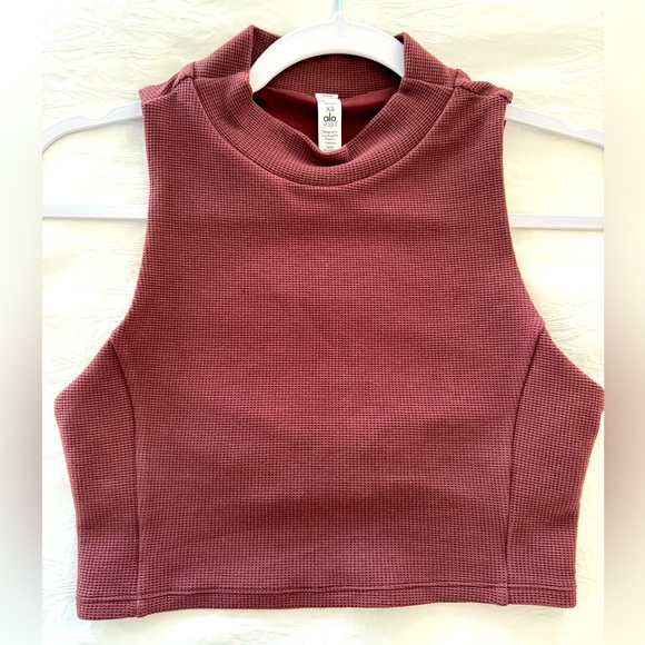 Alo Crop top size XS - Picture 3 of 5